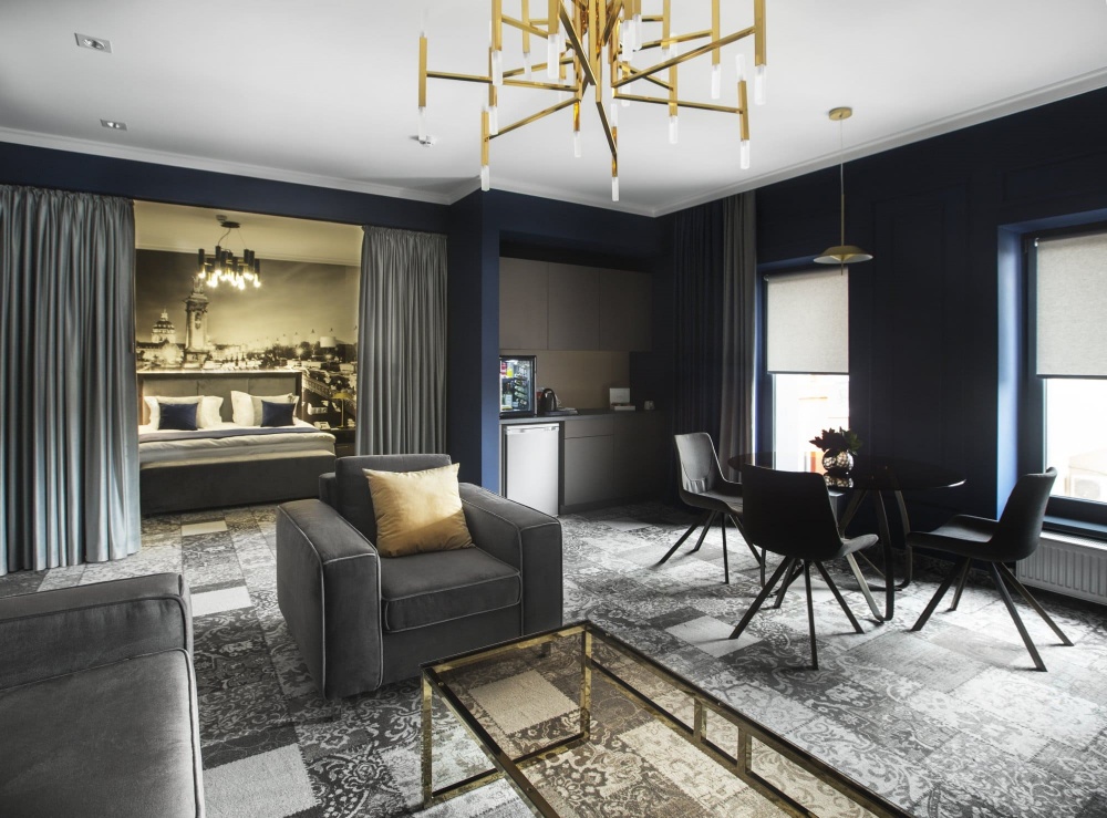 APARTMENTS